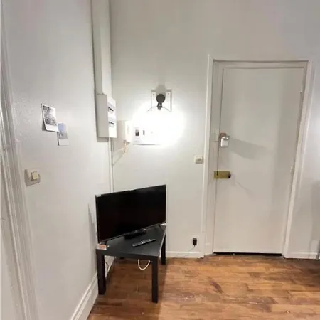 Apartman Lisbonne - Cosy A *